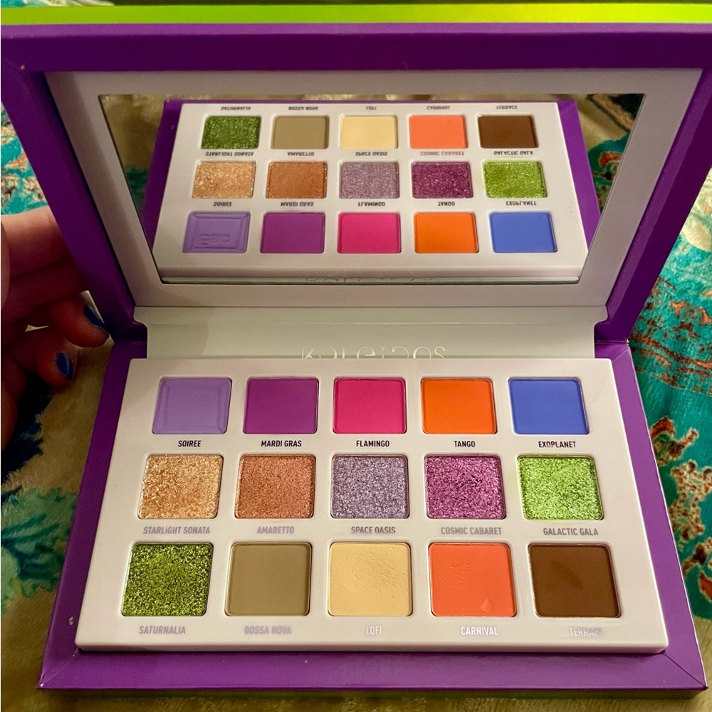 Kaleidos Escape Pod - Bright Eyeshadow Colors High Pigment